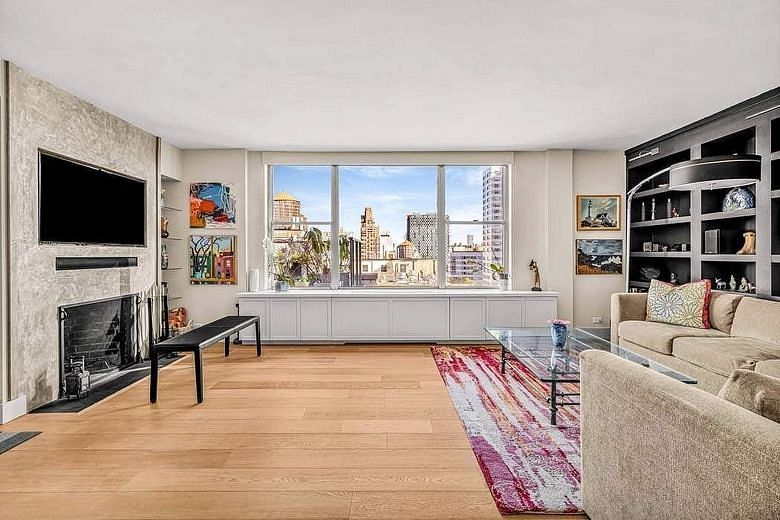 169 East 69th Street #19A