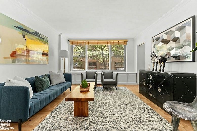 169 East 69th Street #2B