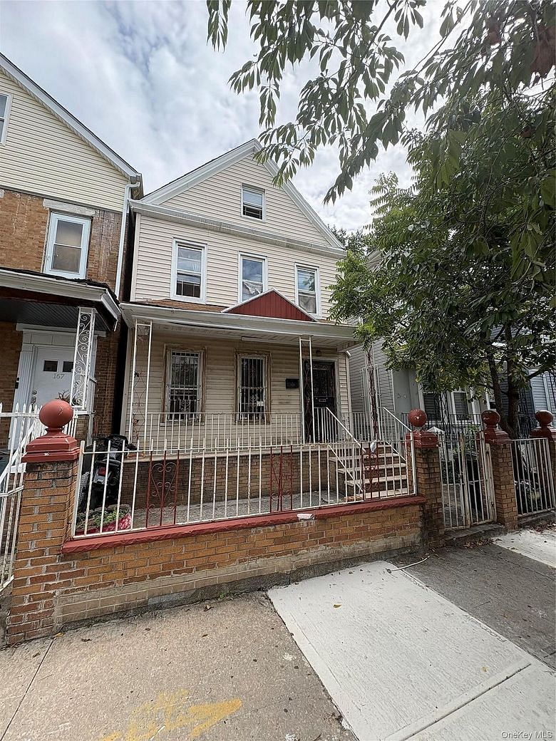 169 Warwick Street