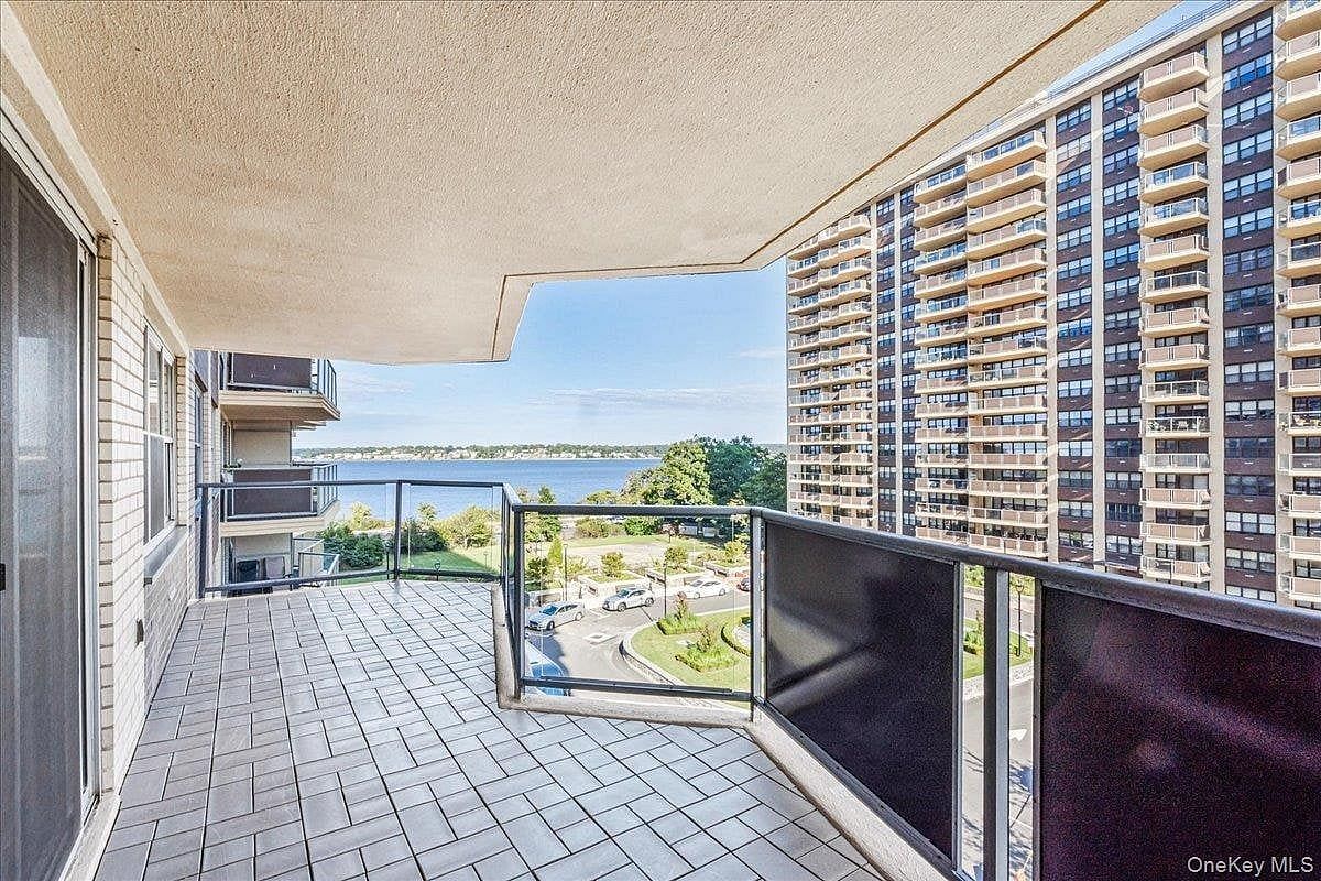 Image 1 of 45 for 17-85 215th Street #5F in Queens, Bayside, NY, 11360