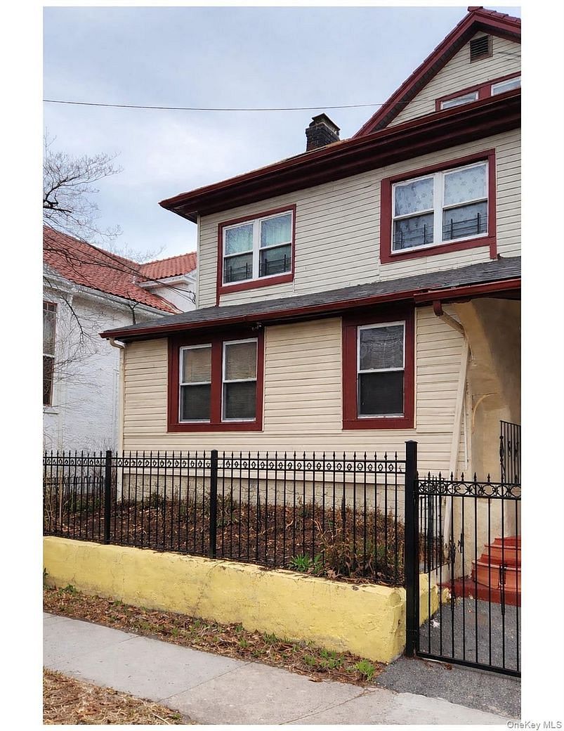 17 Amsterdam Place