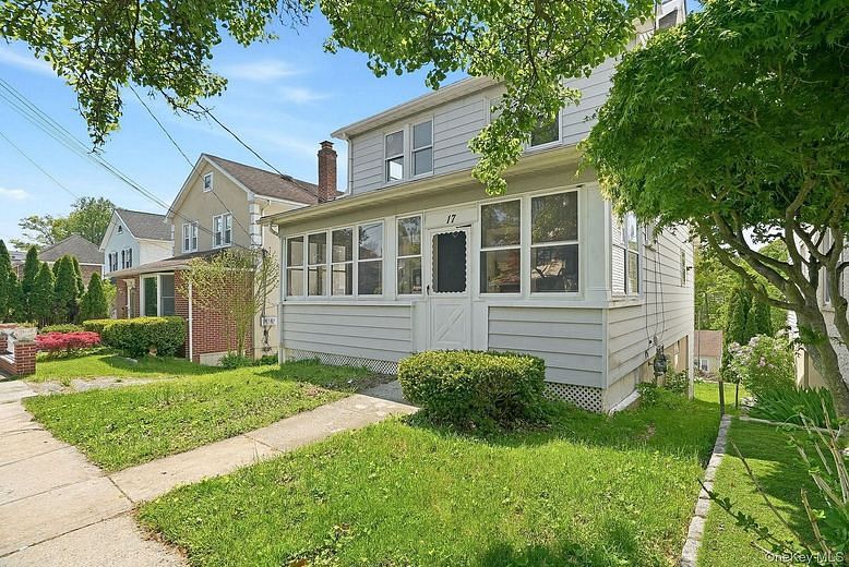 17 Anderson Avenue
