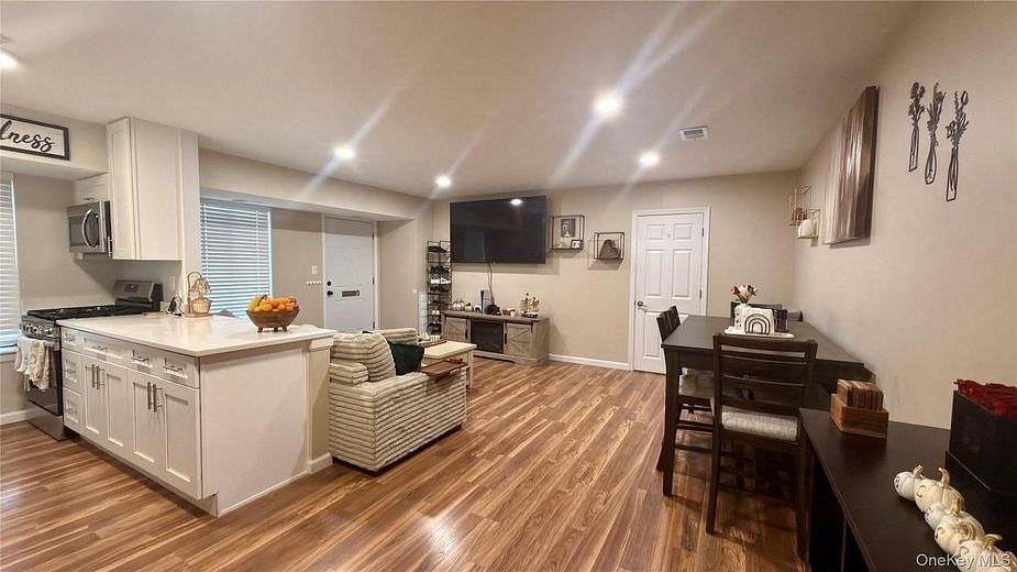 17 Cheyenne Court #17