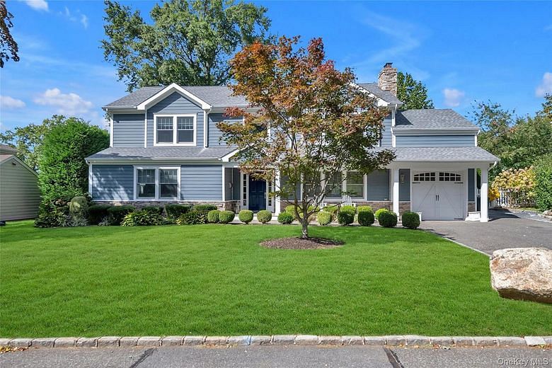 17 Colonial Road