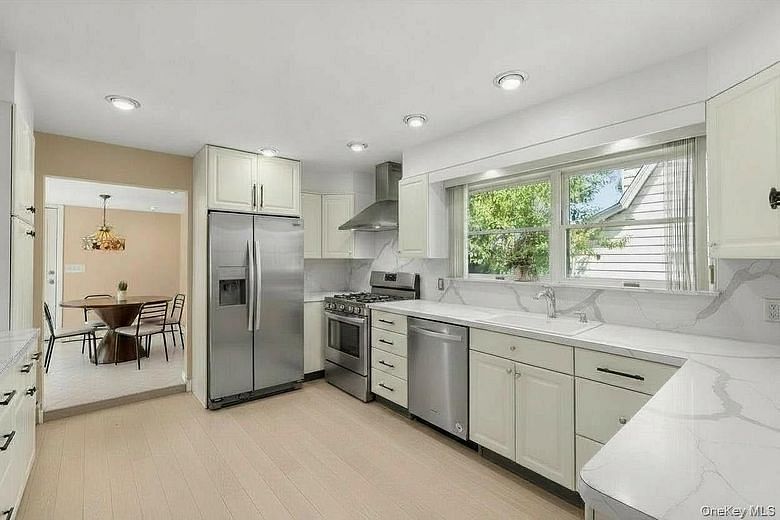 17 Cypress Avenue