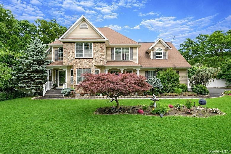17 Holmes Avenue