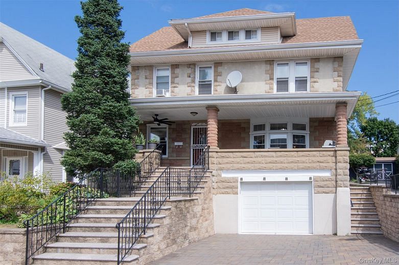17 Lake Avenue