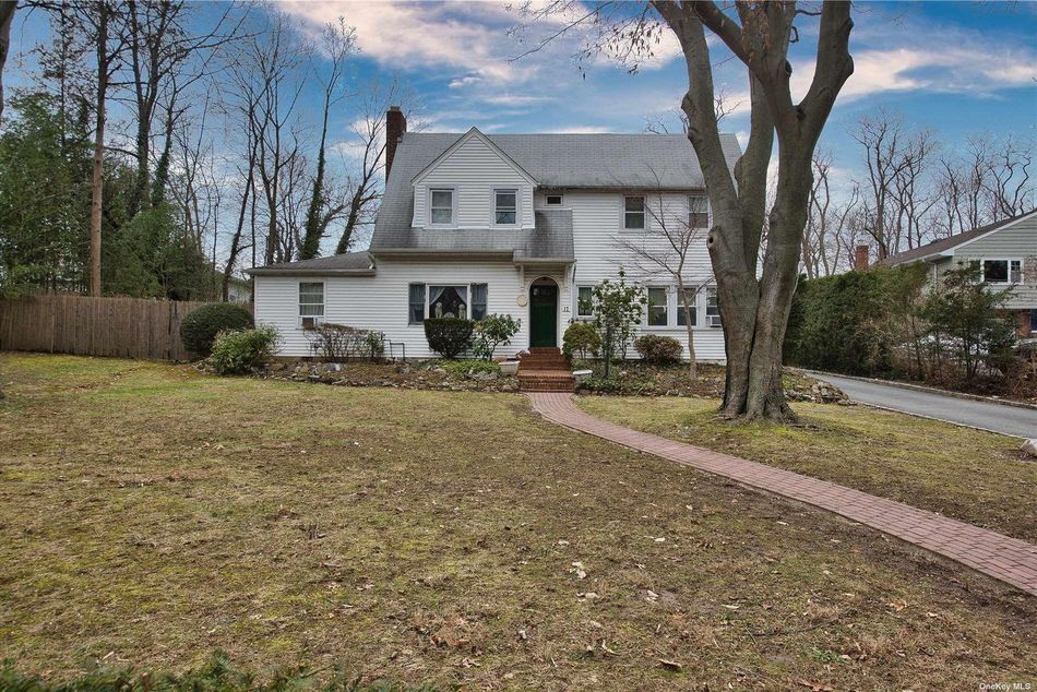 Image 1 of 10 for 17 Lamarcus Avenue in Long Island, Glen Cove, NY, 11542