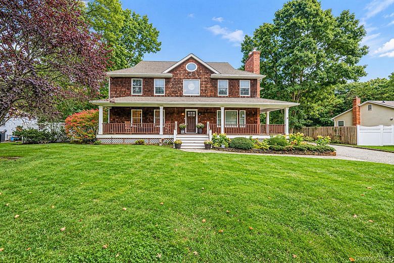 17 Mayfield Drive