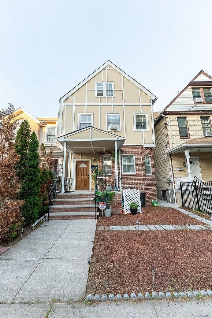 17 S 7th Avenue