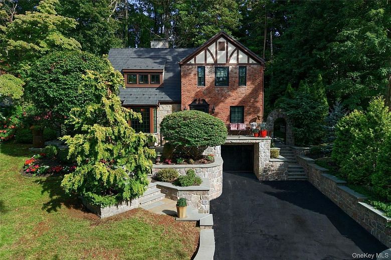 17 Sinclair Martin Drive