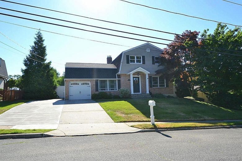 17 Wade Drive