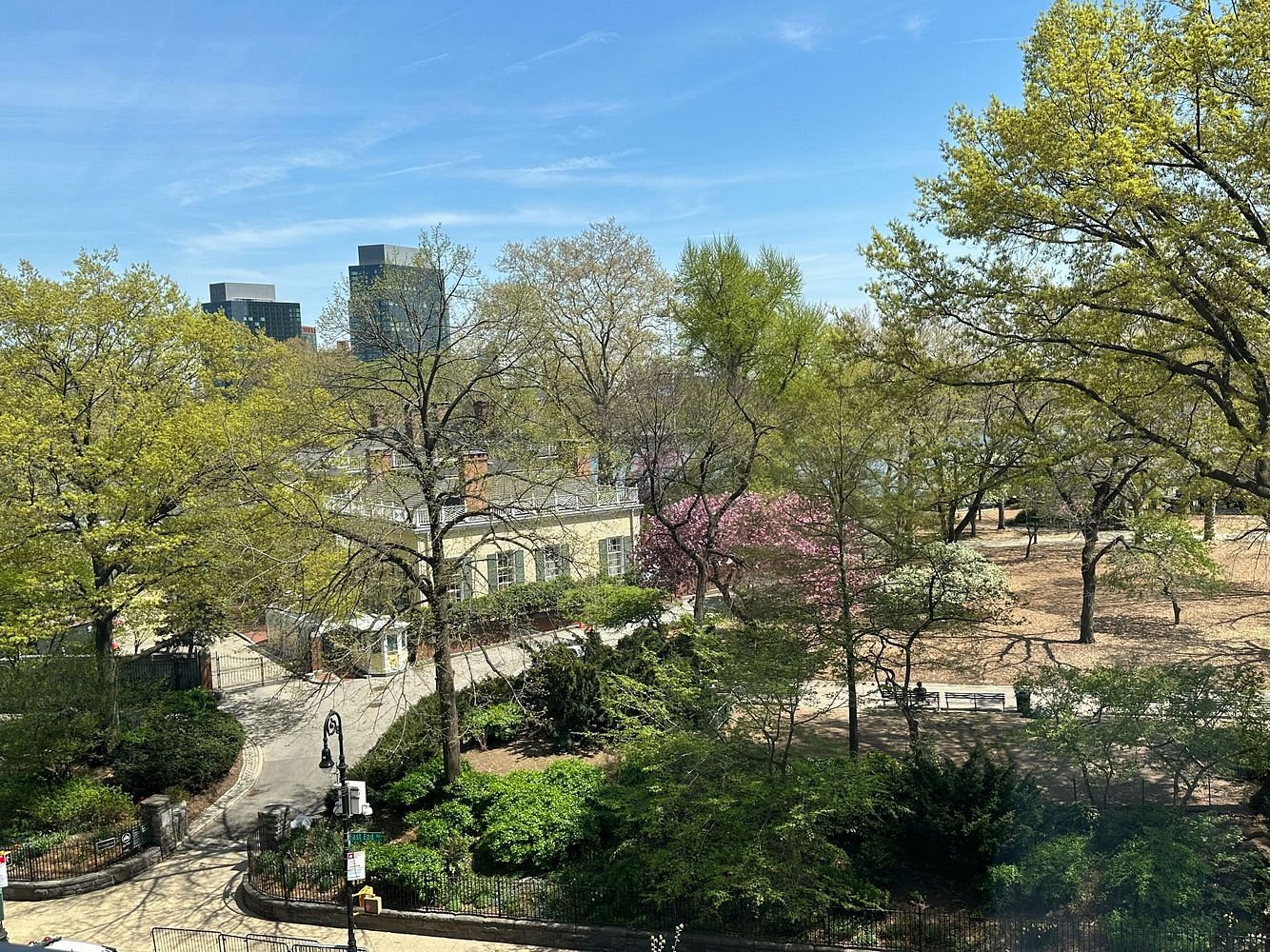 Image 1 of 24 for 170 East End Avenue #5H in Manhattan, NY, 10128