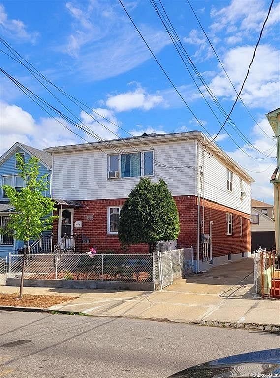 171-28 103rd Road Rd