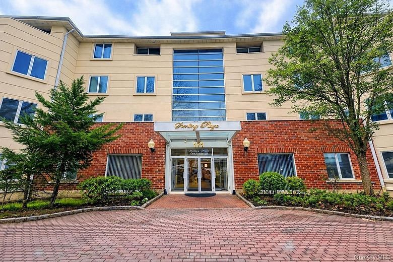 171 Great Neck Road Rd #3H