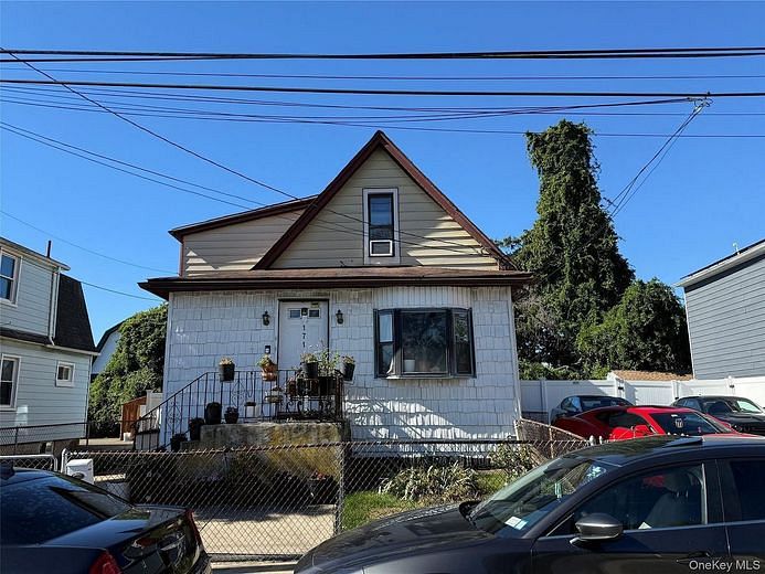 171 Holland Avenue