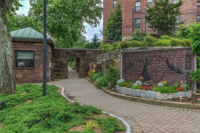 171 Pearsall Drive #6E/6F