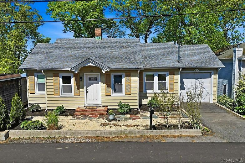 171 Taft Crescent