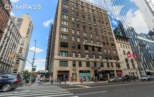 Image 1 of 10 for 171 West 57th Street #11B in Manhattan, NEW YORK, NY, 10019