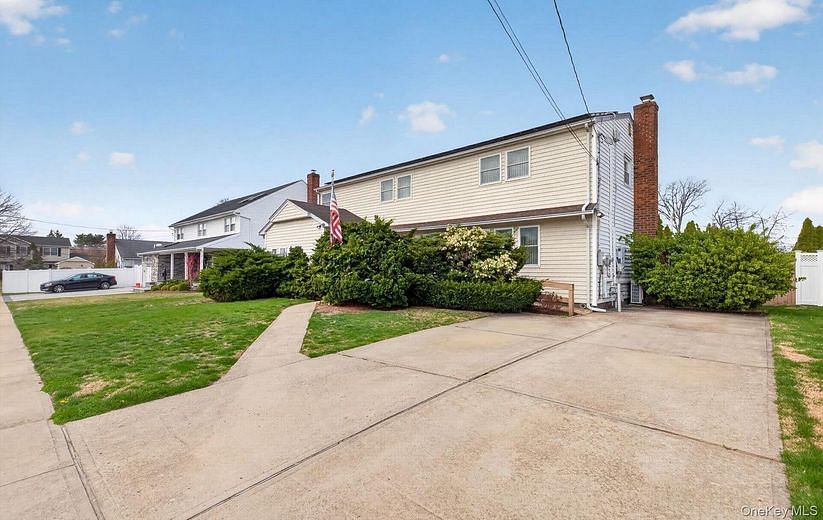 1710 Saint Marks Avenue