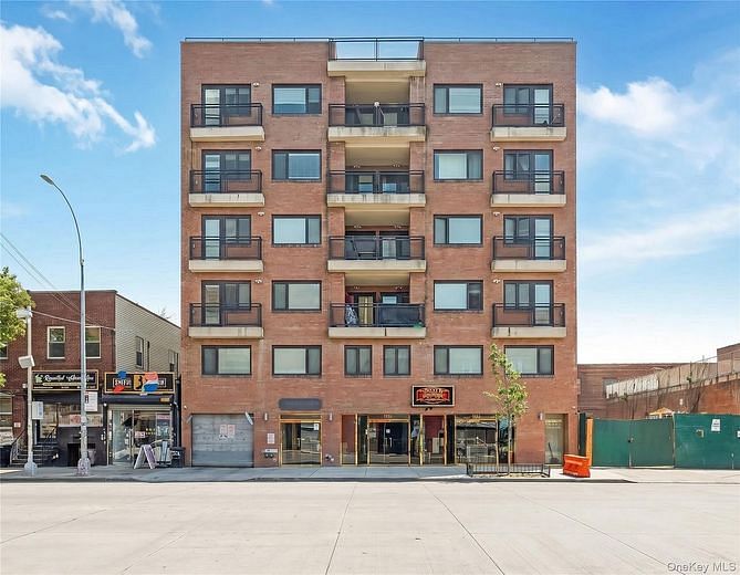 172-18 Jamaica Avenue