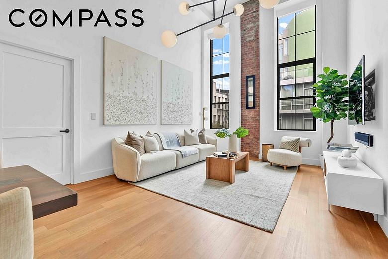 172 North 10th Street #3A