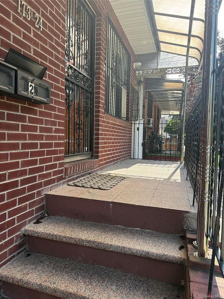 173-24 89th Avenue
