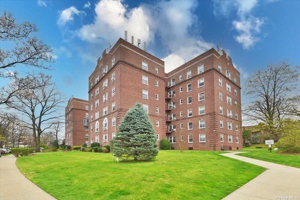 Image 1 of 25 for 175-06 Devonshire Road #2N in Queens, Jamaica Estates, NY, 11432