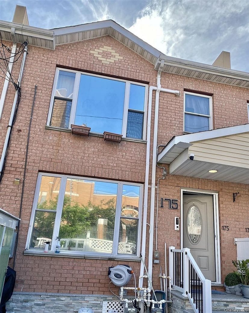 175 Beach 29 Street