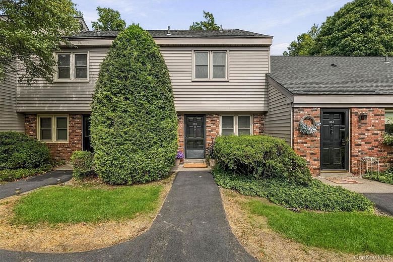 175 Heritage Hills #D