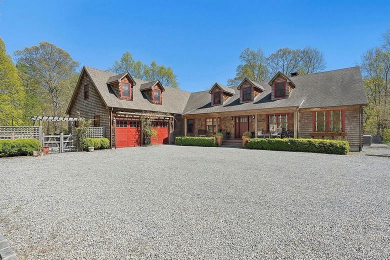 1750 Private Road #18