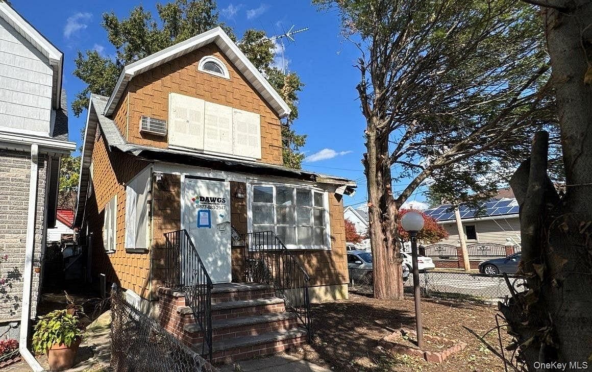 Image 1 of 10 for 176-43 120th Avenue in Queens, Jamaica, NY, 11434