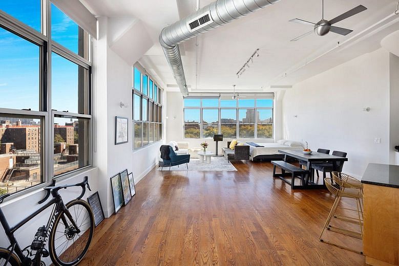 176 Johnson street #8A