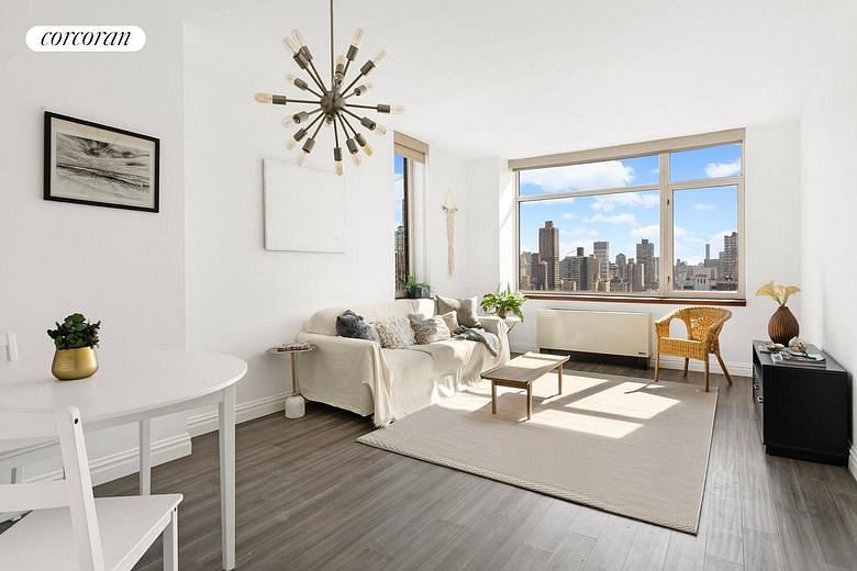 1760 Second Avenue #30B