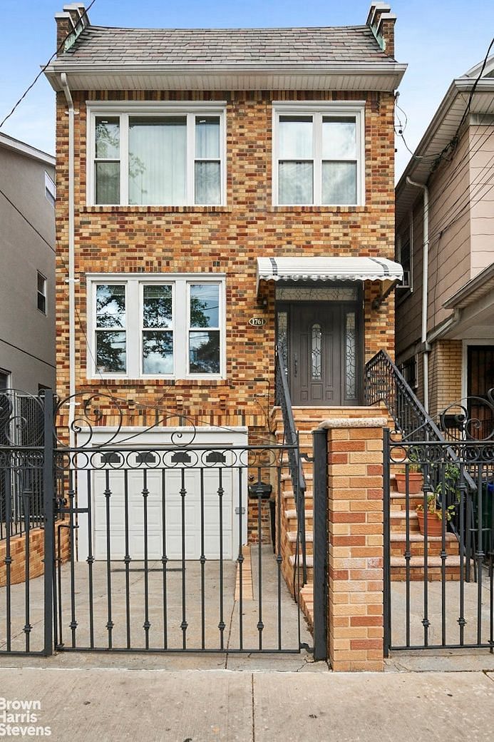 1761 East 16th Street