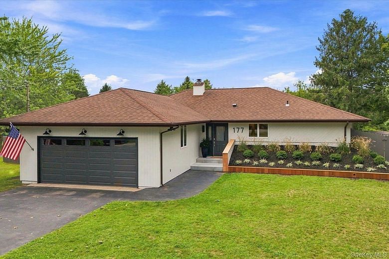 177 Herricks Lane