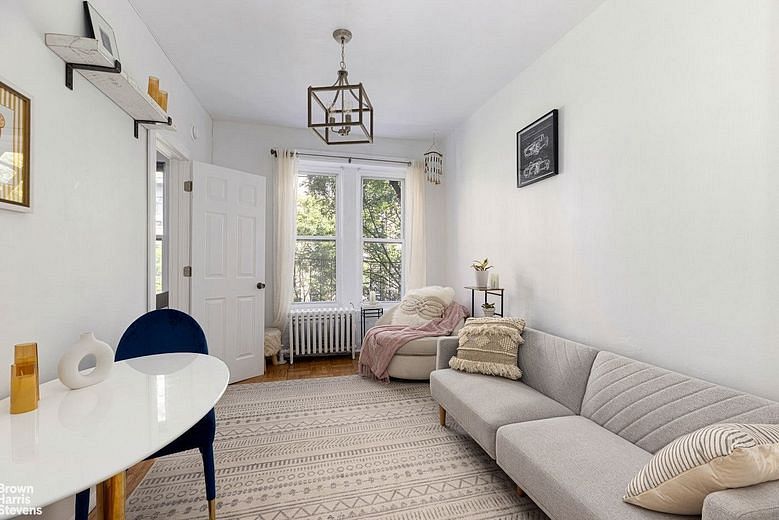 177 Thompson Street #13