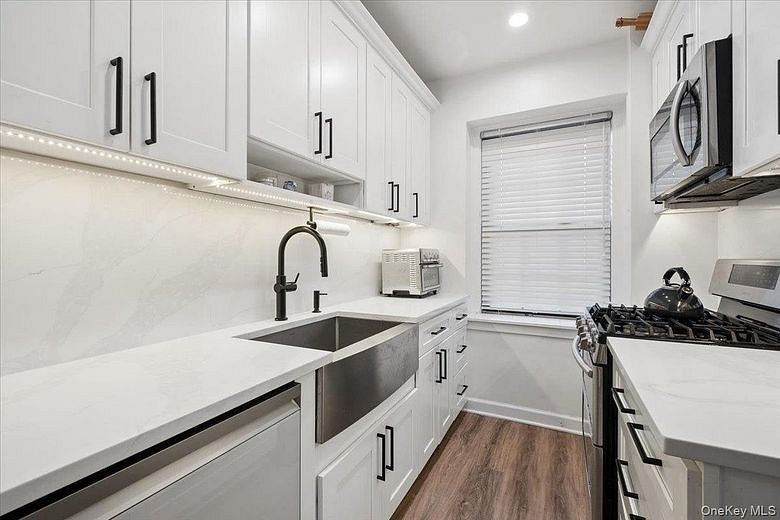 178 Garth Road #TL