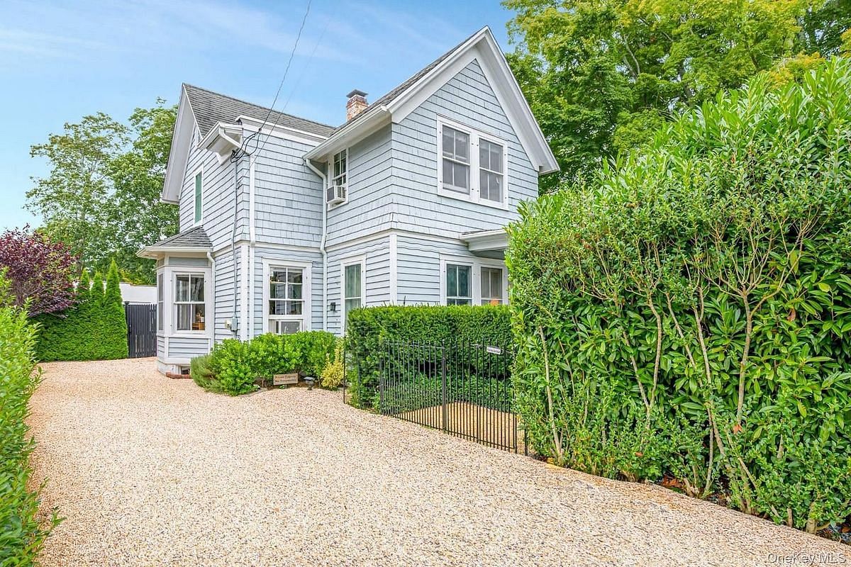 Image 1 of 31 for 179 Elm Street in Long Island, Southampton, NY, 11968