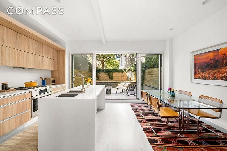 179 Richardson Street #1