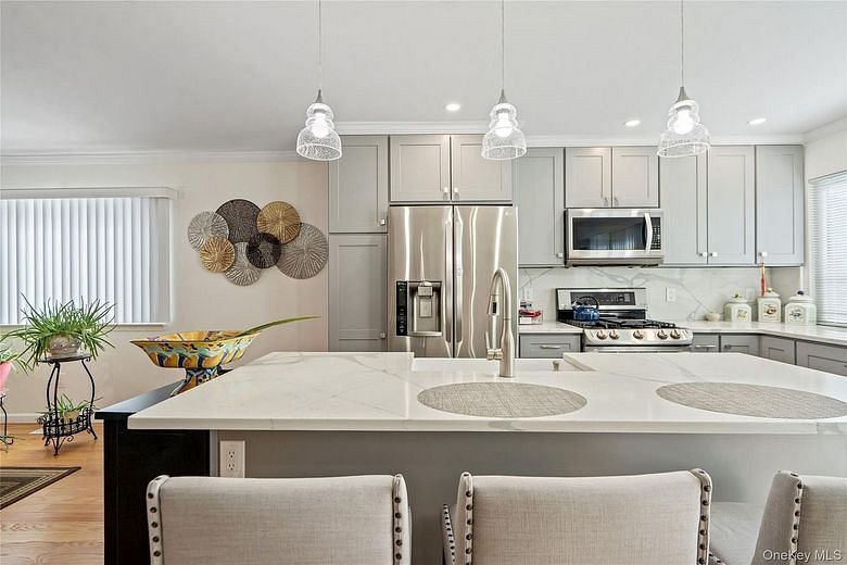 1790 Front Street #28