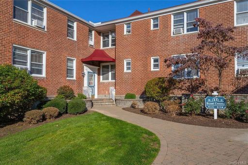 Image 1 of 16 for 13 Bryant Crescent #1 D in Westchester, White Plains, NY, 10605