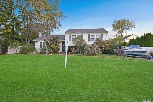 Image 1 of 19 for 30 Harwood Dr E in Long Island, Glen Cove, NY, 11542