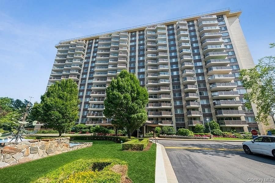 Image 1 of 31 for 18-15 215th #15R in Queens, Bayside, NY, 11360