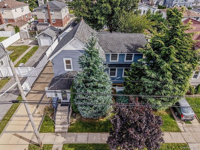 18 1st Avenue