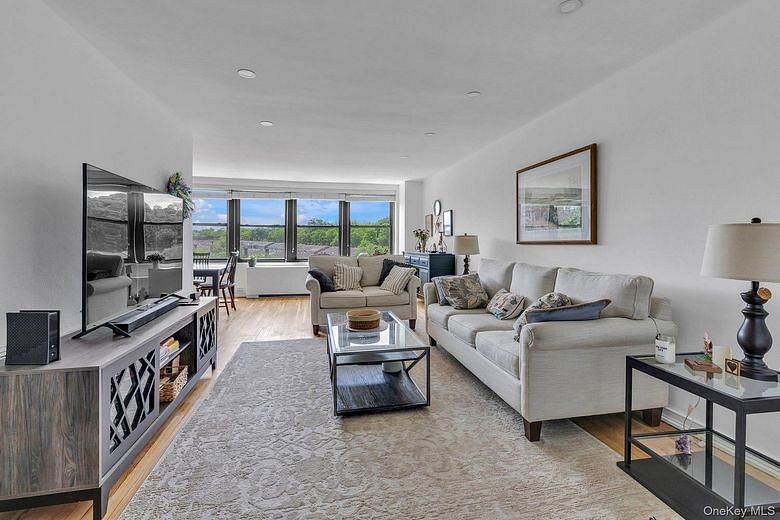 18-35 Corporal Kennedy Street #5F