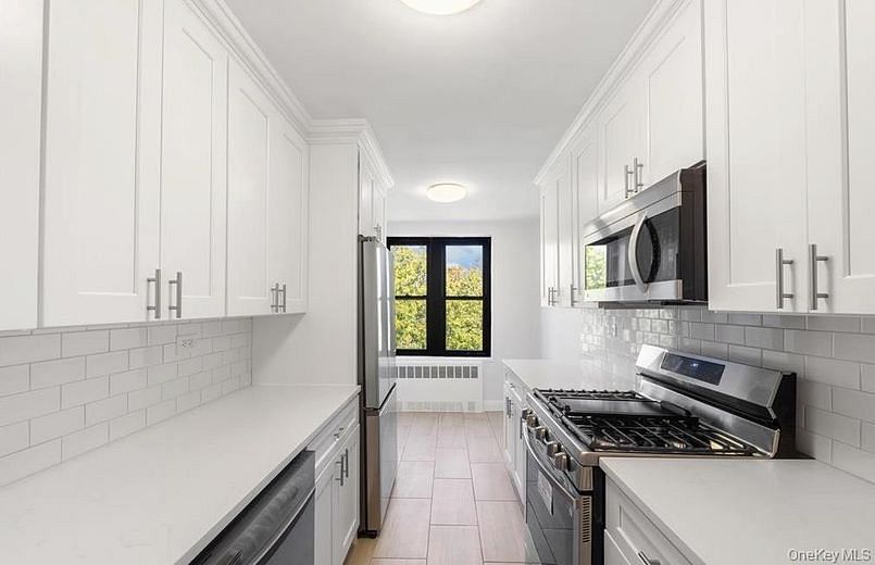 18-35 Corporal Kennedy Street #6D