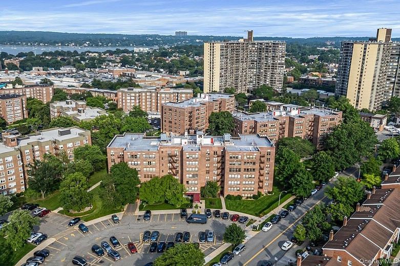 18-55 Corporal Kennedy St #6H