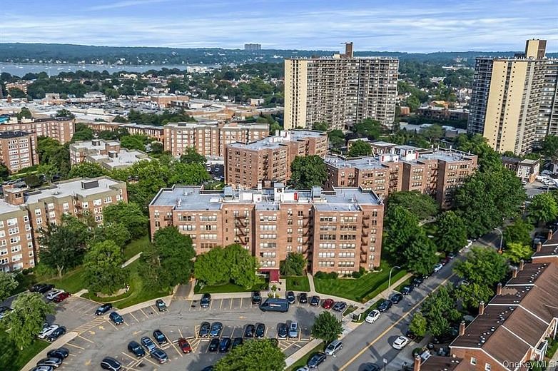 18-55 Corporal Kennedy Street #6H