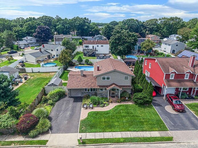 18 Bragg Drive